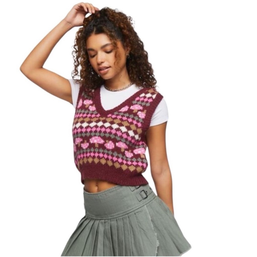Forever 21 Multicolor Knit Sweater Vest. Gilmore Girl Vibes.